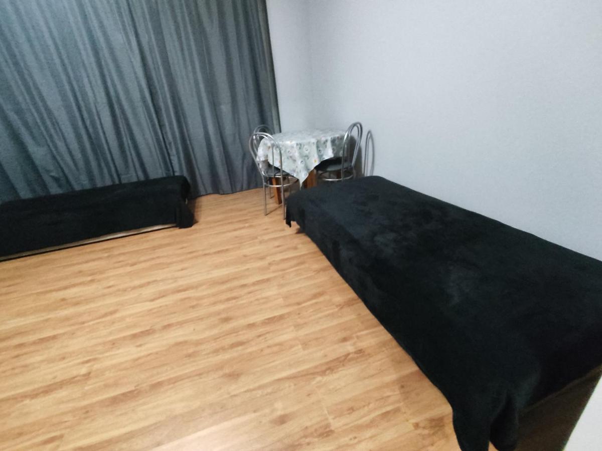 3030 Jana Spychalskiego 32 - Tanie Pokoje W Apartamencie - Samodzielne Zameldowanie - Self Check In Poznań Eksteriør billede